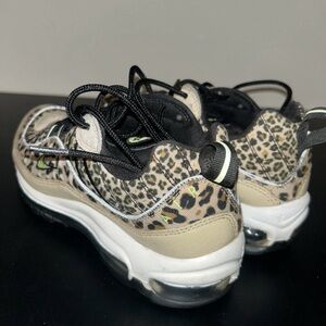 2018 Women’s Nike Air Max 98 Premium Leopard Size 8 Leather Shoes Run BV1978-200